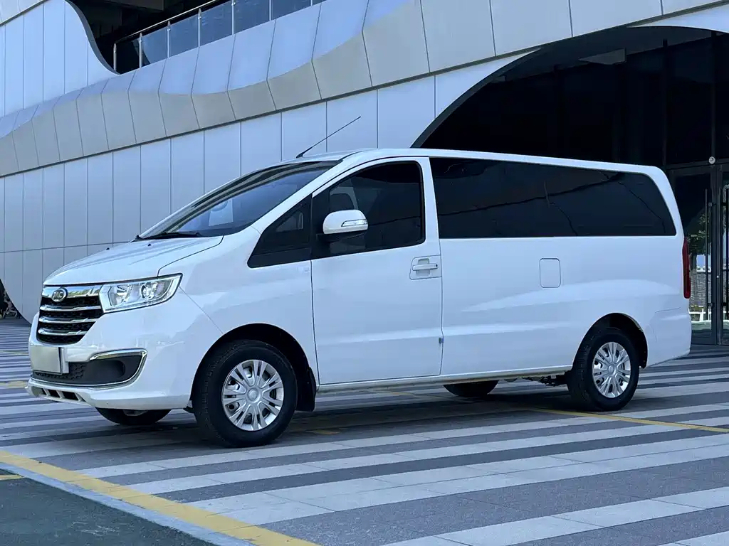 JAC Refine Refine M3