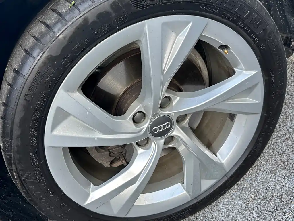 Audi A4L — миниатюра 22