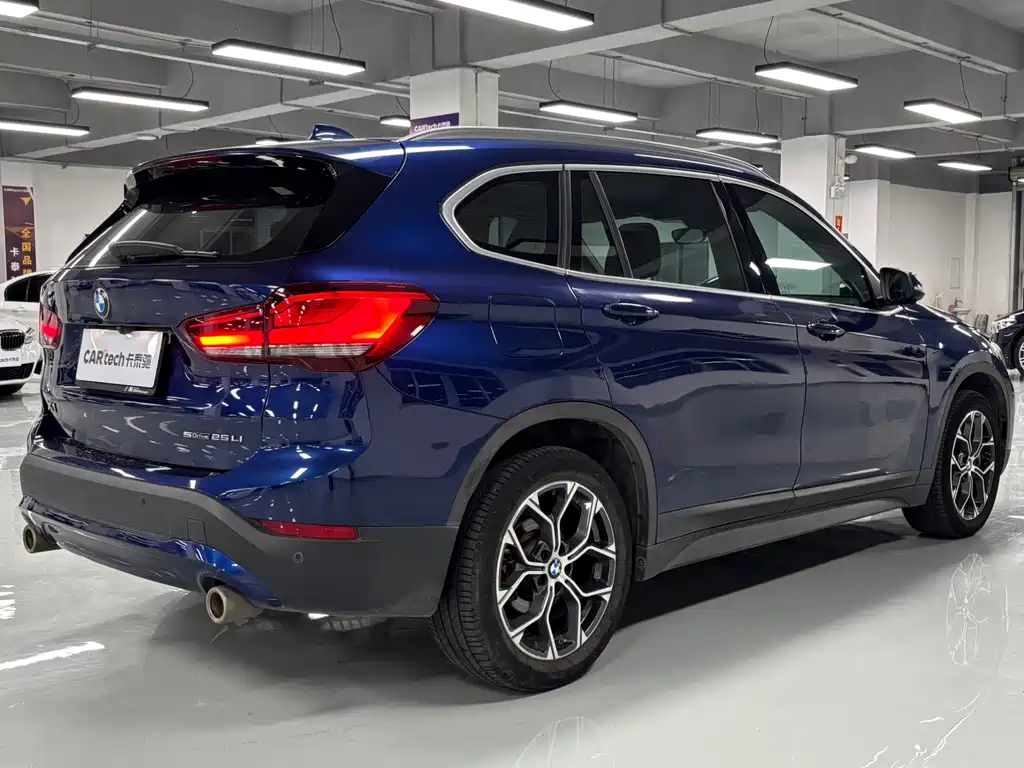 BMW X1 2020 sDrive25Li Lead