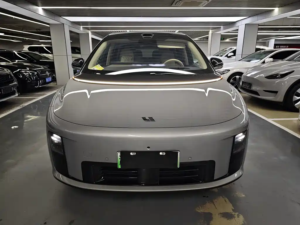 Li Auto Li i8 — миниатюра 2