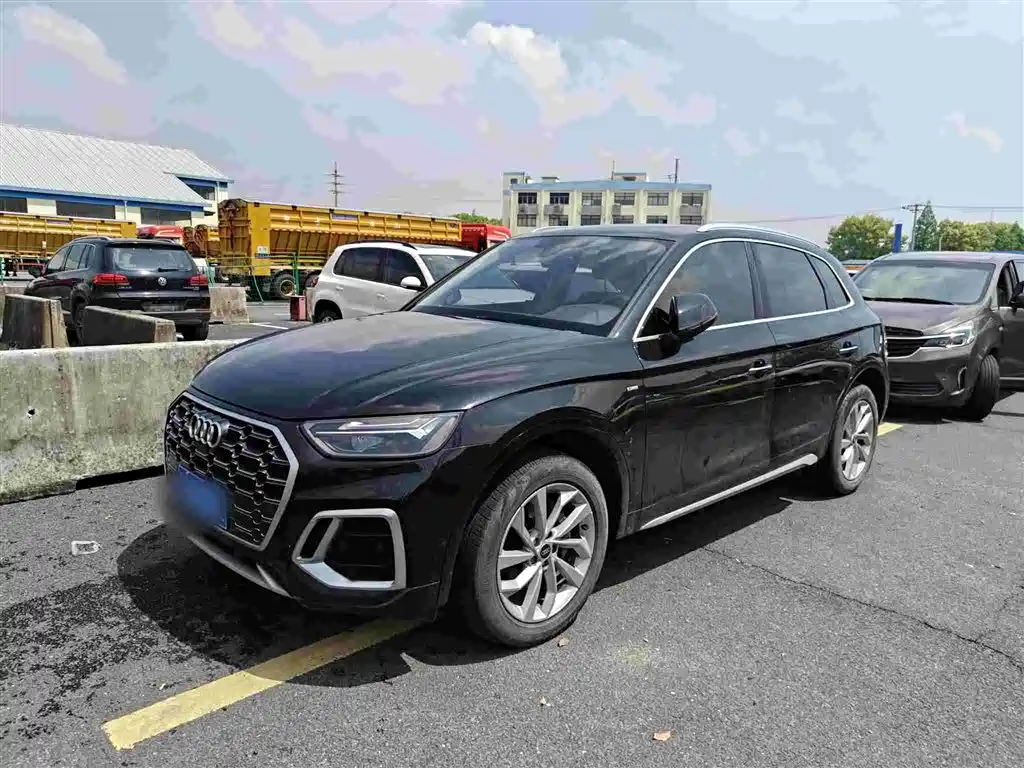 Audi Q5L 2021