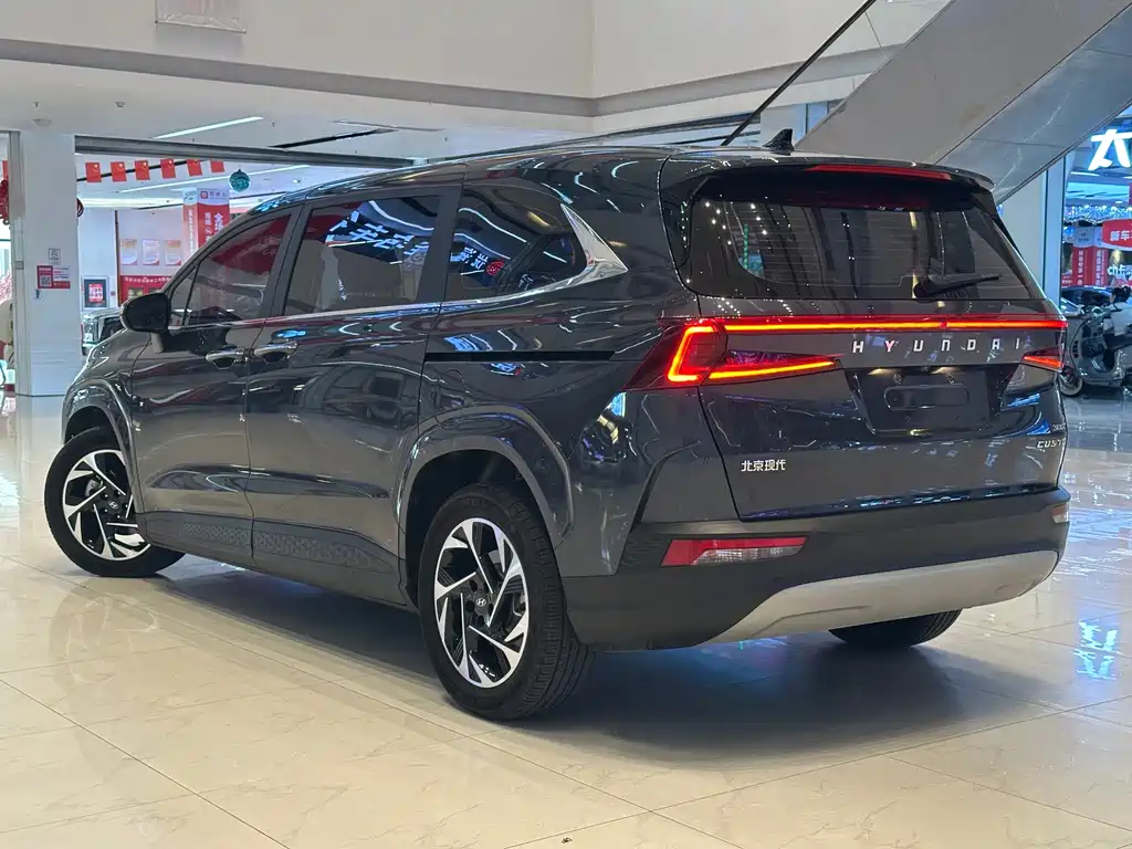 Hyundai Custo — миниатюра 6