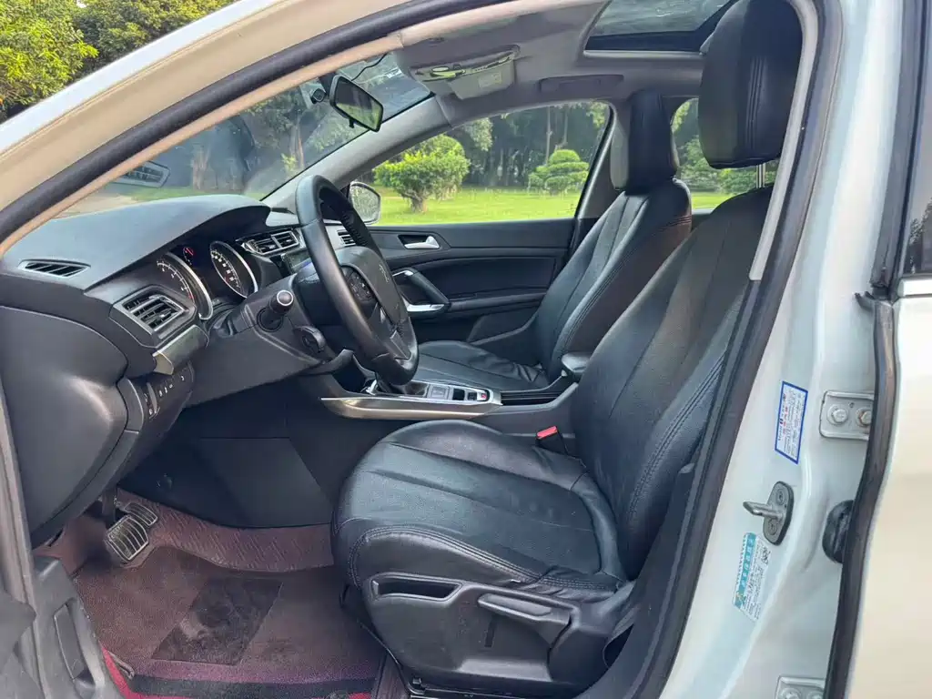 Peugeot 408 — миниатюра 4