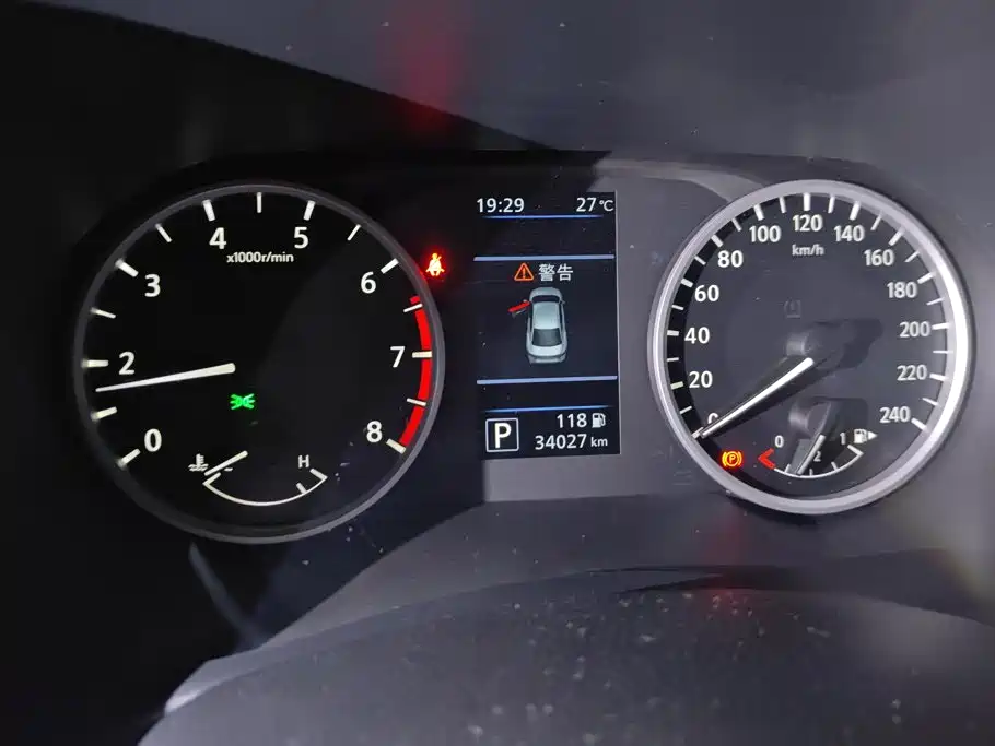 Nissan Sylphy — миниатюра 14