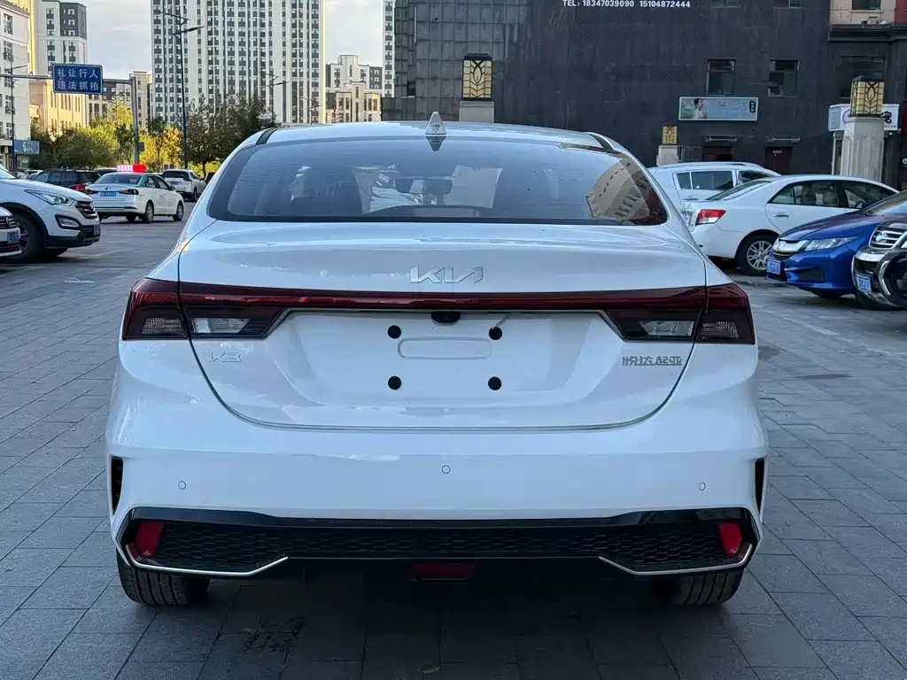 Kia K3 — миниатюра 8