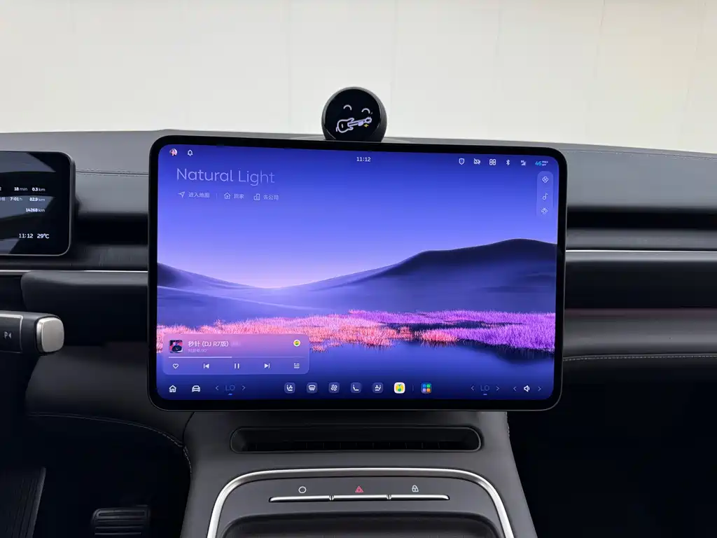 NIO ES6 — миниатюра 28