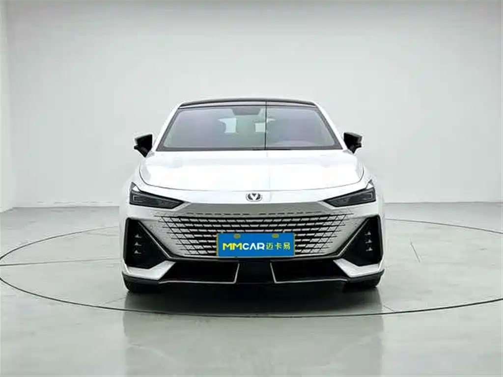 Changan UNI-V 2022
