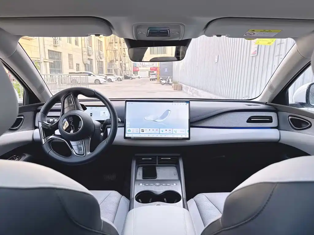BYD Seals 06 DM-i версия для путешествий — миниатюра 10