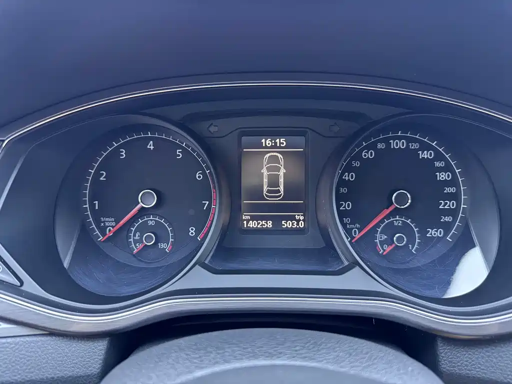 Volkswagen Passat — миниатюра 6