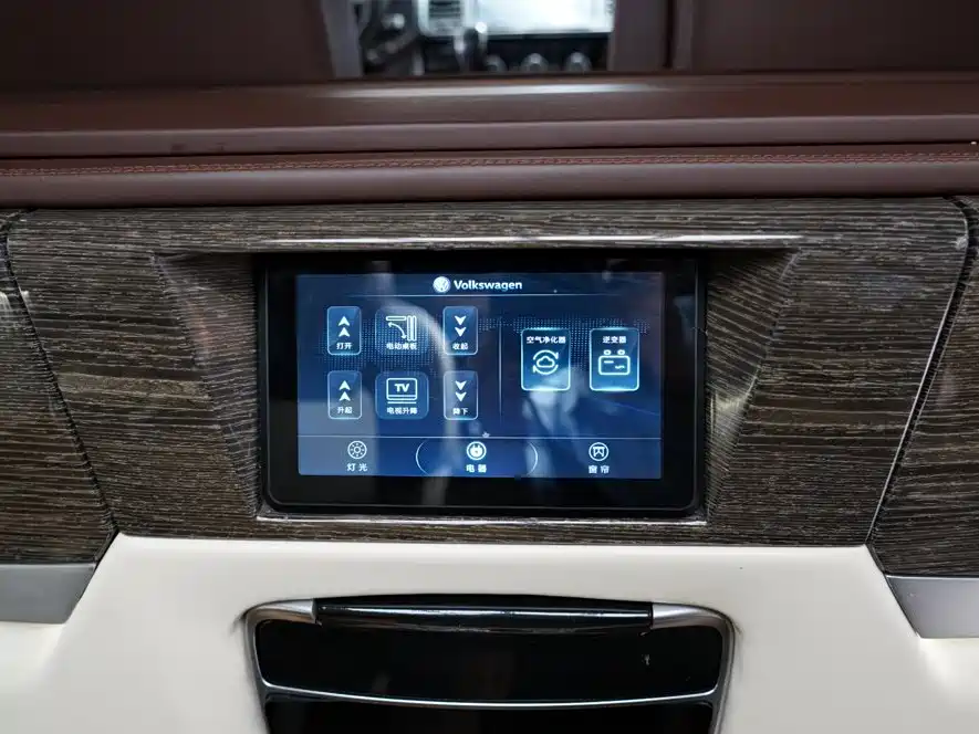 Volkswagen Caravelle — миниатюра 19