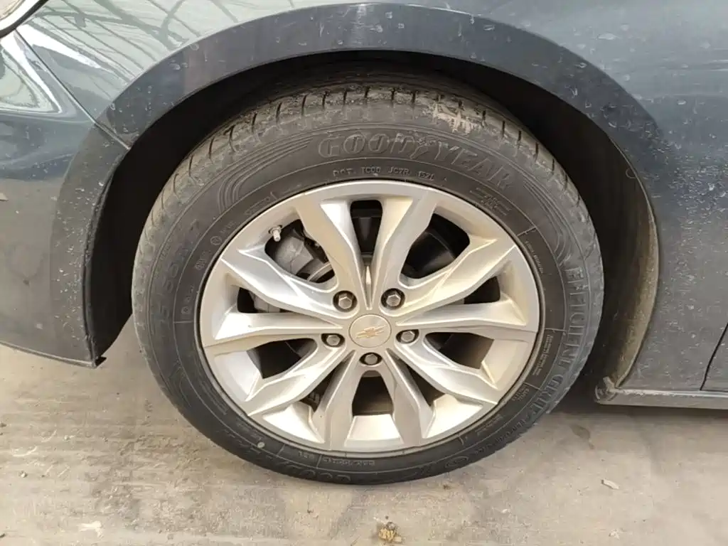 Chevrolet Malibu XL — миниатюра 23
