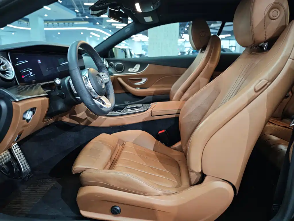 Mercedes-Benz E-Class (Import) — миниатюра 4