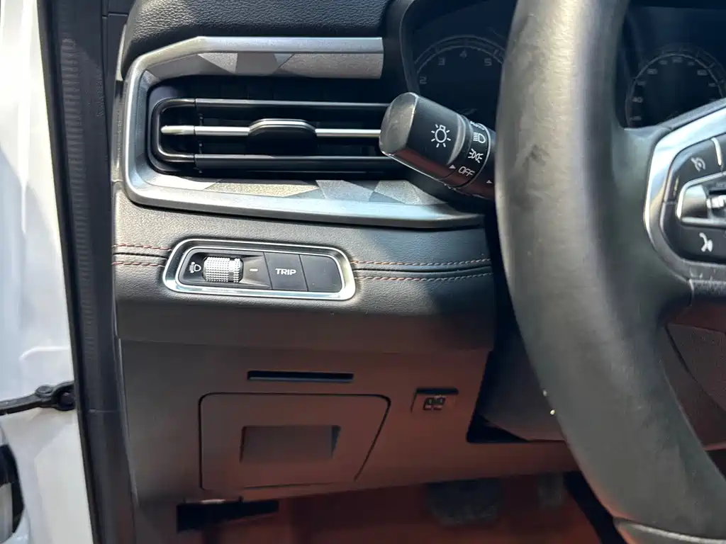 Geely Vision X6 — миниатюра 10