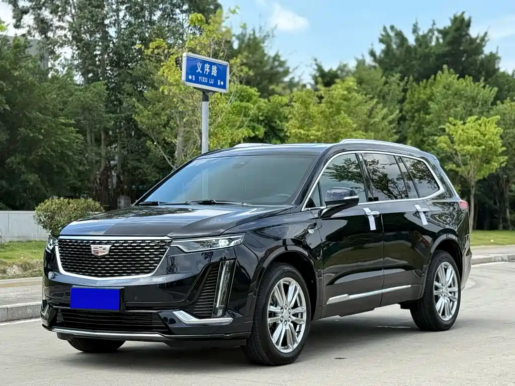 Cadillac XT6 2022 2.0T мест Luxury
