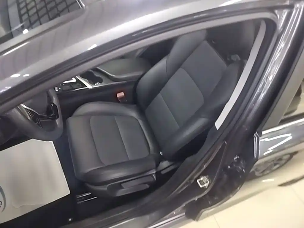Changan Eado — миниатюра 15