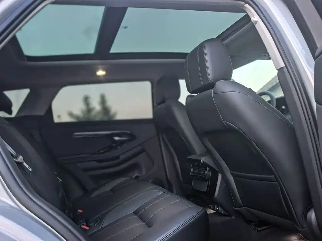 Land Rover Evoque — миниатюра 15