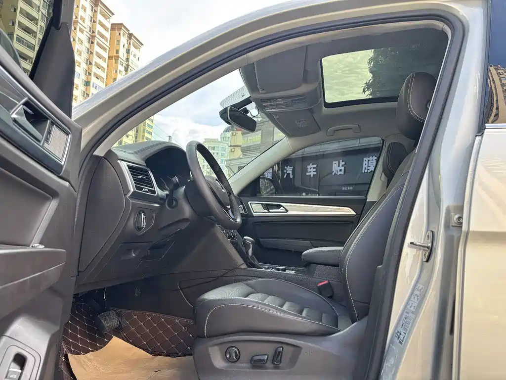 Volkswagen Teramont — миниатюра 10