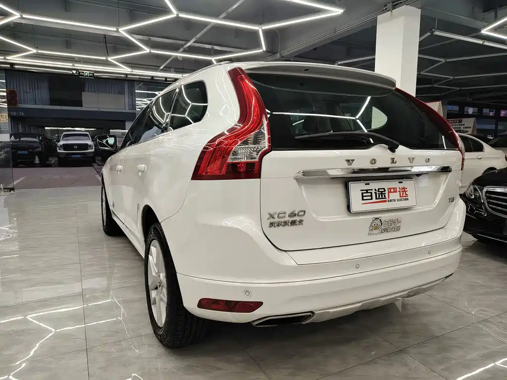 Volvo XC60 2017 T5