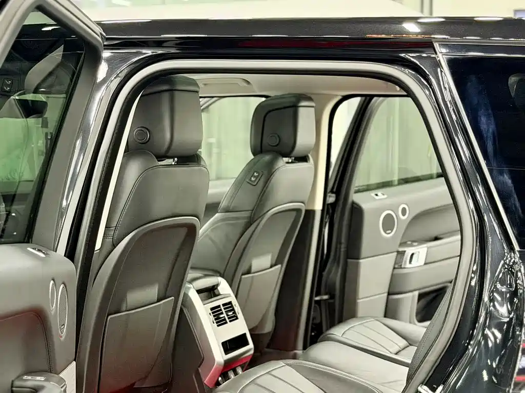 Land Rover Sport — миниатюра 8
