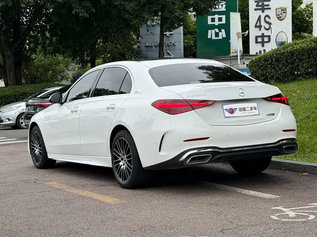 Mercedes-Benz C-Class — миниатюра 4