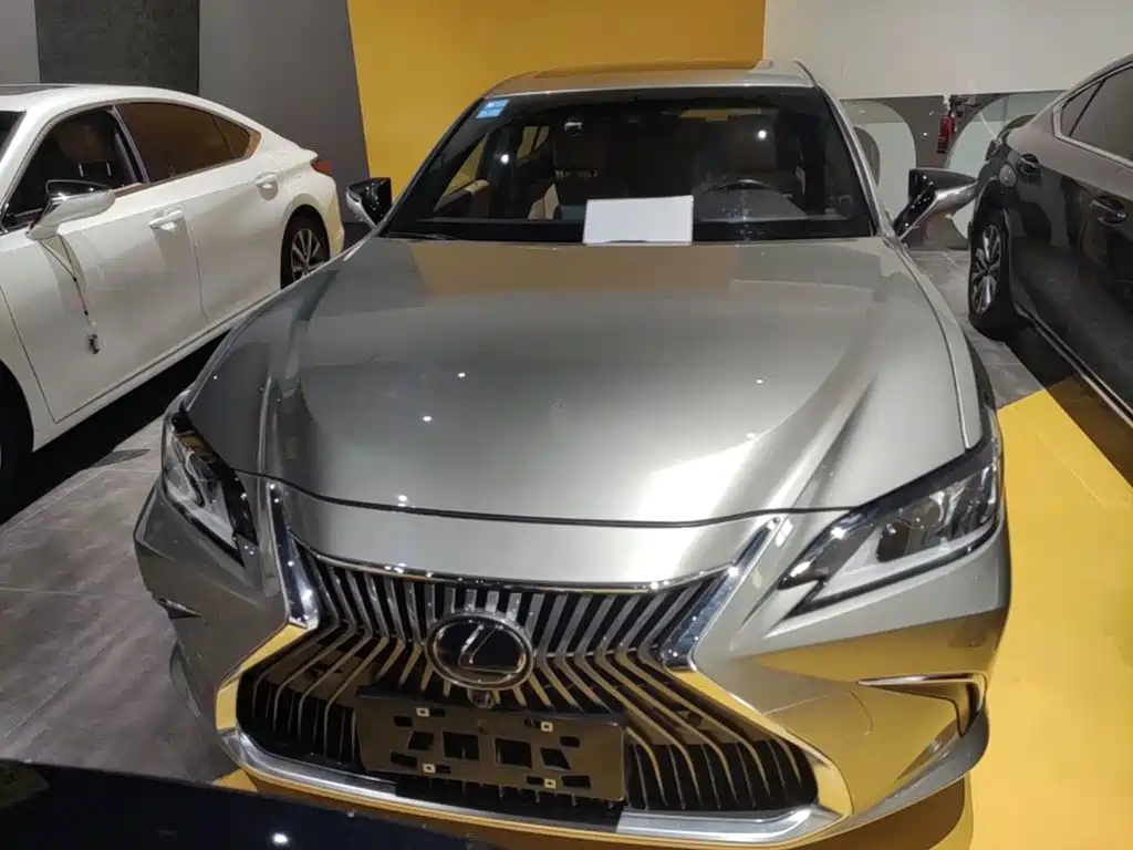 Lexus ES — миниатюра 3