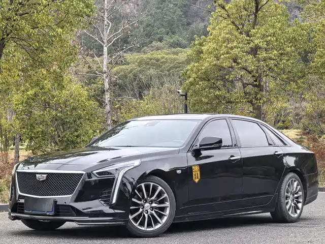 CADILLAC CT6