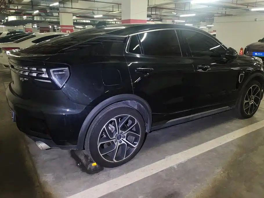 Lynk & Co 05 — миниатюра 3