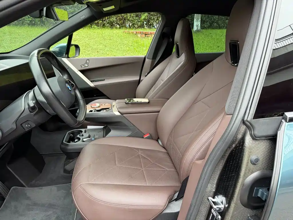BMW iX — миниатюра 8