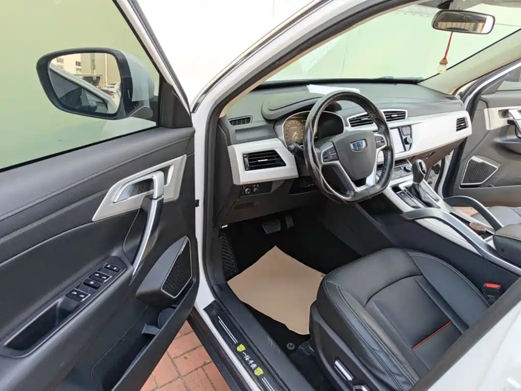 Geely Boyue — миниатюра 16