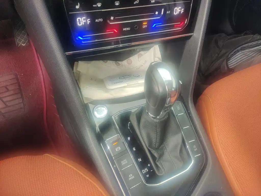 Volkswagen Tharu — миниатюра 10