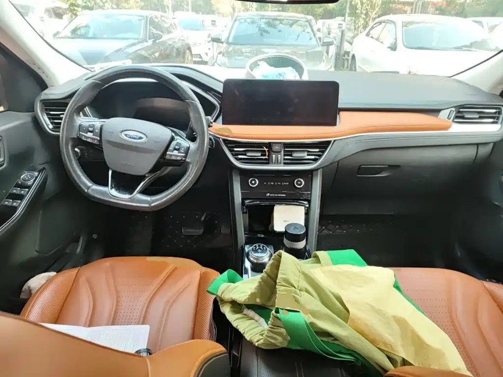 Ford Escape — миниатюра 10