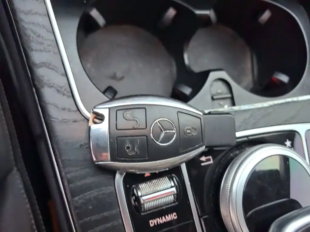 Mercedes-Benz C-Class — миниатюра 9