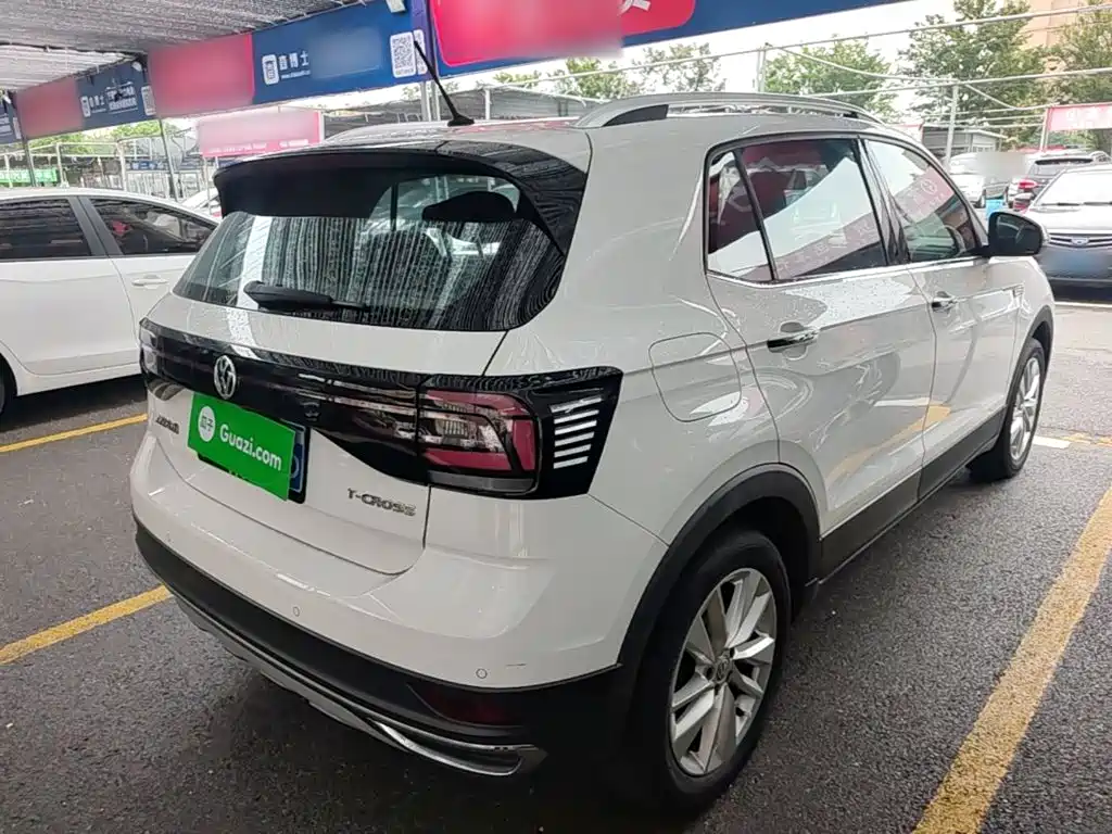 Volkswagen T-Cross — миниатюра 7