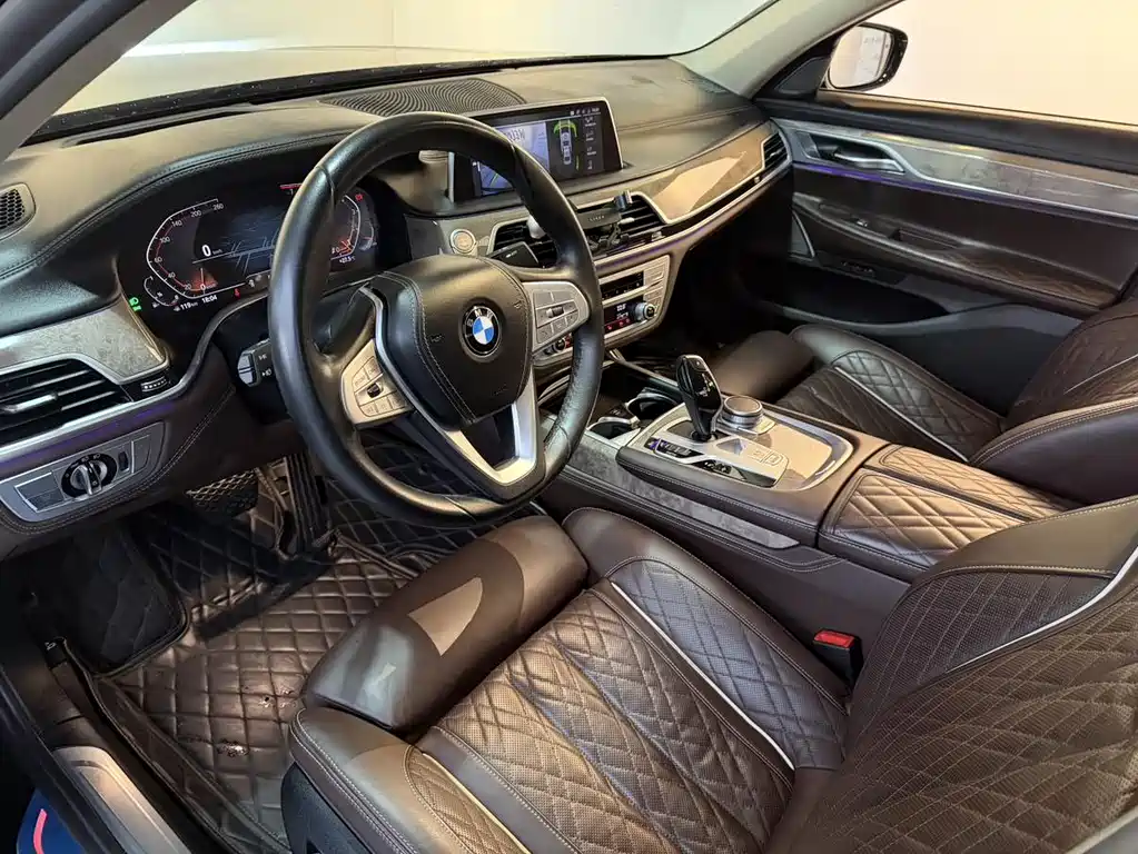 BMW 7 Series 7 2021 740Li Lead Luxury