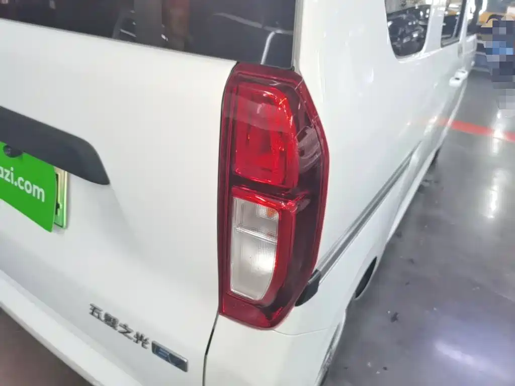 Wuling Zhiguang EV — миниатюра 8