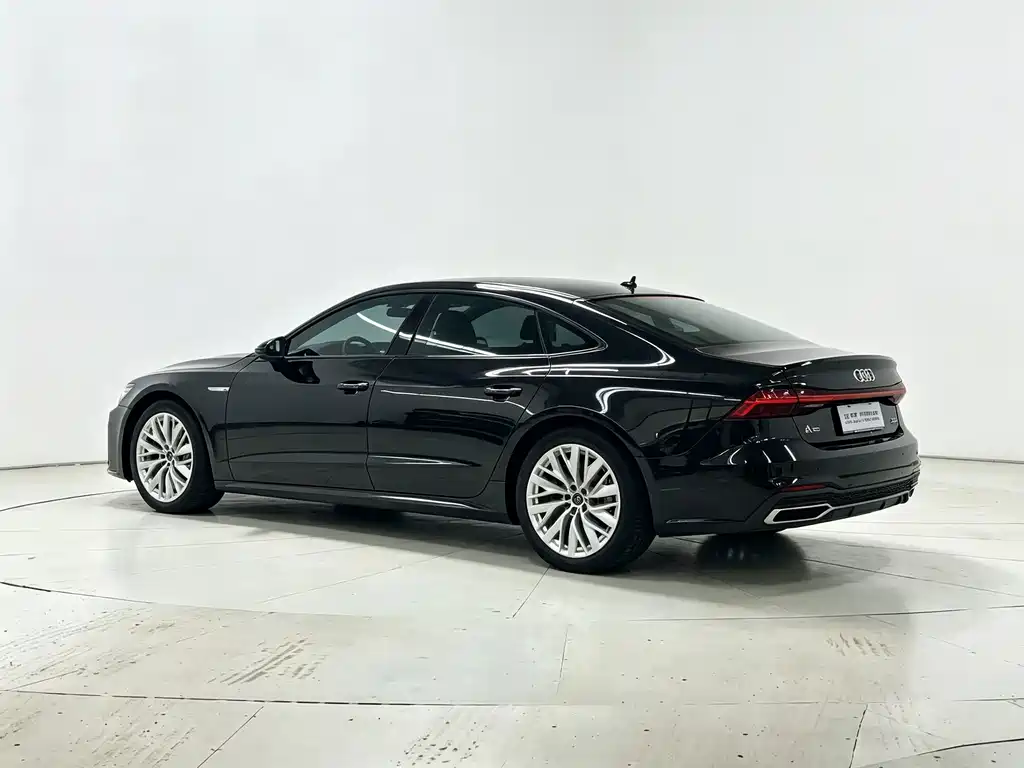 Audi A7L — миниатюра 8