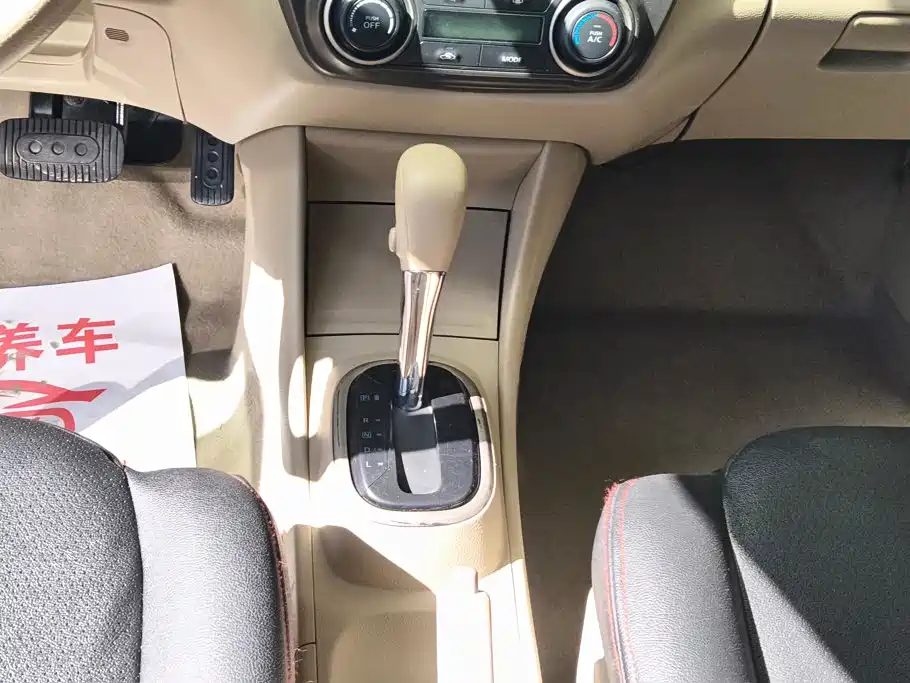 Nissan Sylphy — миниатюра 16