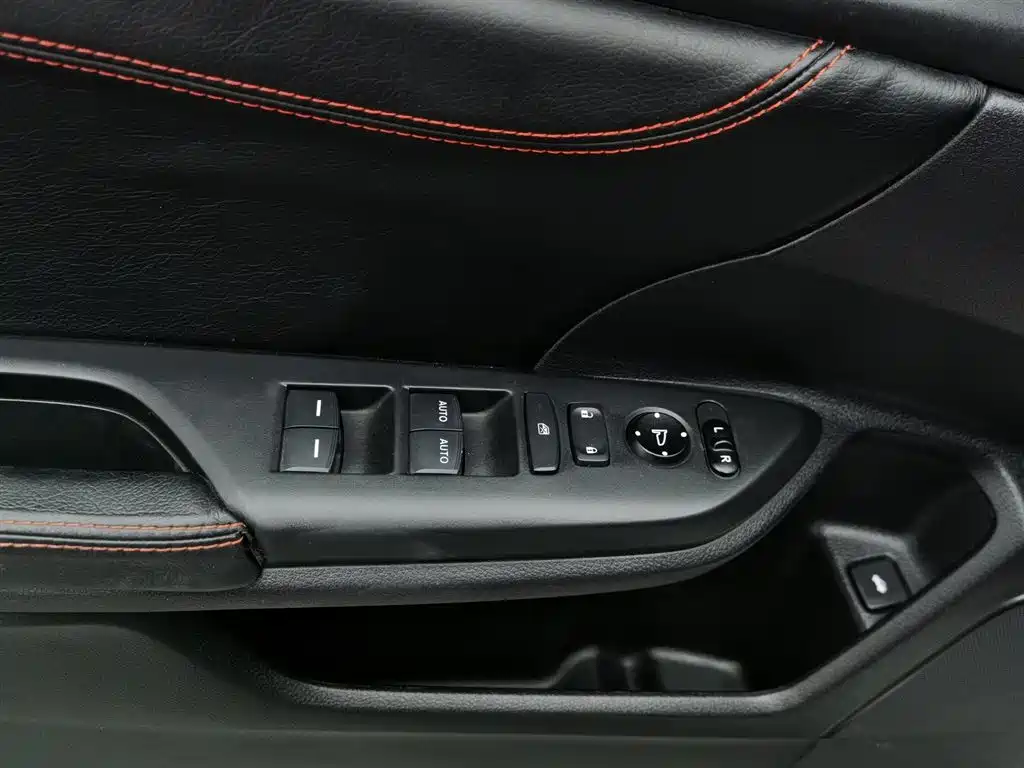 Honda Civic 2016 220TURBO CVT Luxury