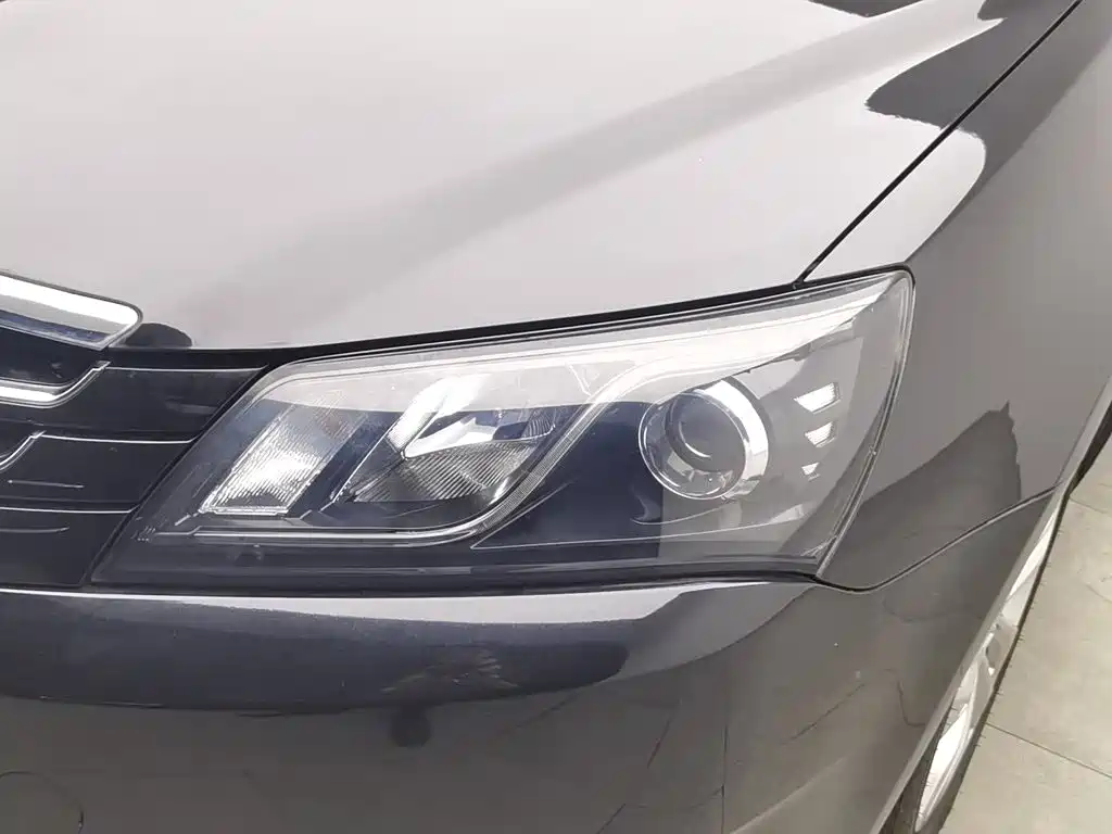 Geely Emgrand — миниатюра 7