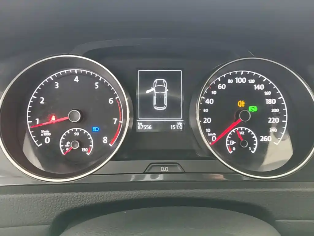 Volkswagen Golf — миниатюра 12