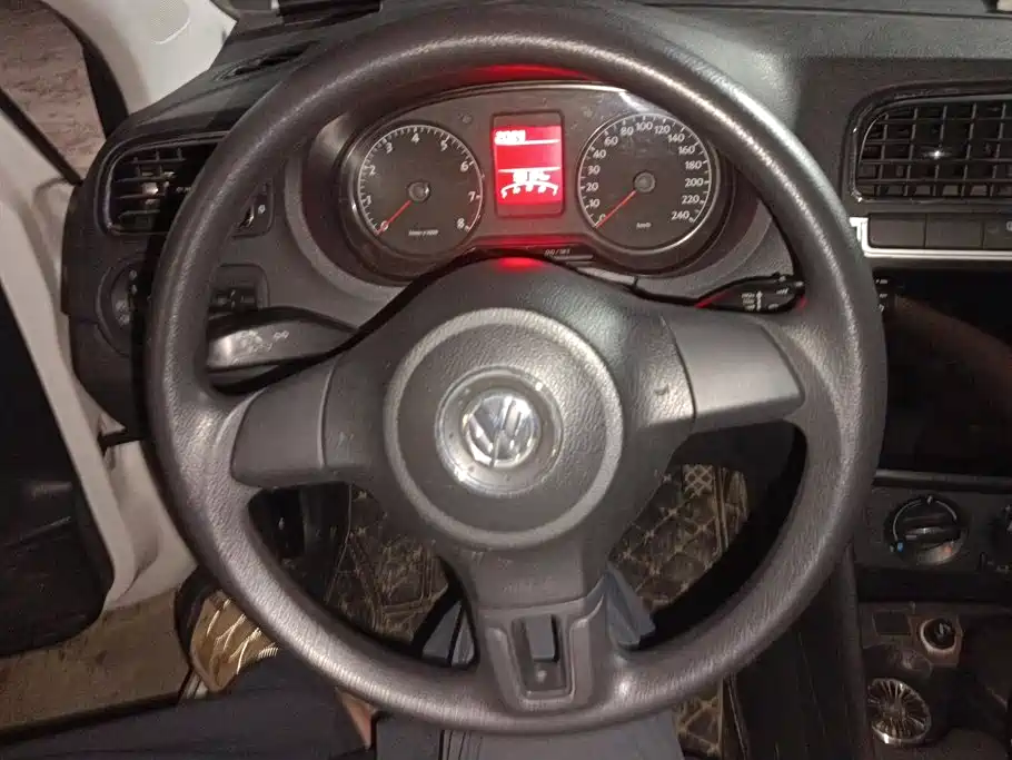 Volkswagen Polo — миниатюра 15