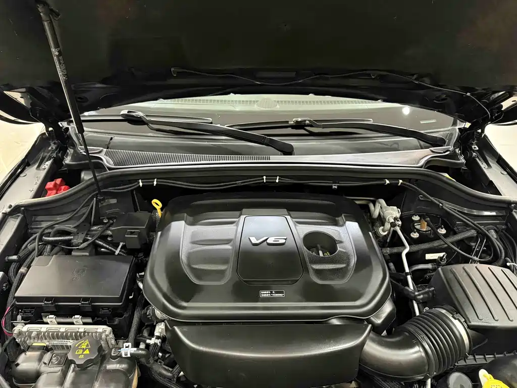Jeep Grand Cherokee (Import) — миниатюра 20