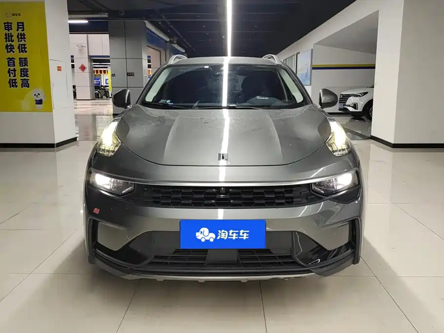 Lynk & Co 01 — миниатюра 2