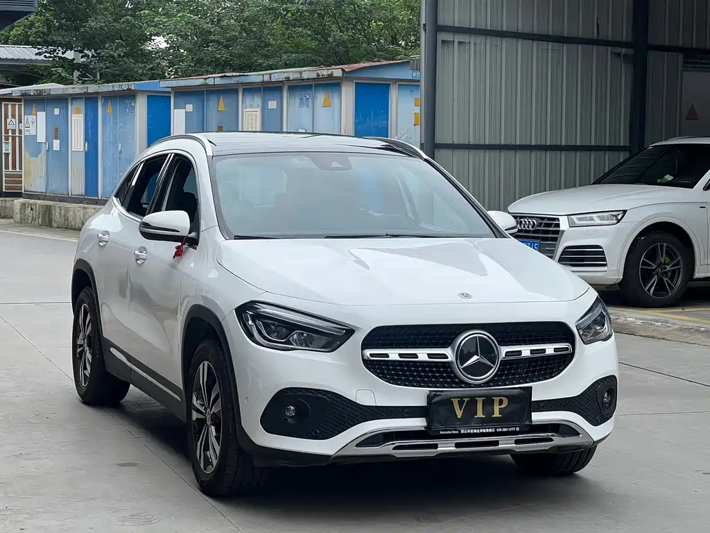 Mercedes-Benz GLA — миниатюра 2