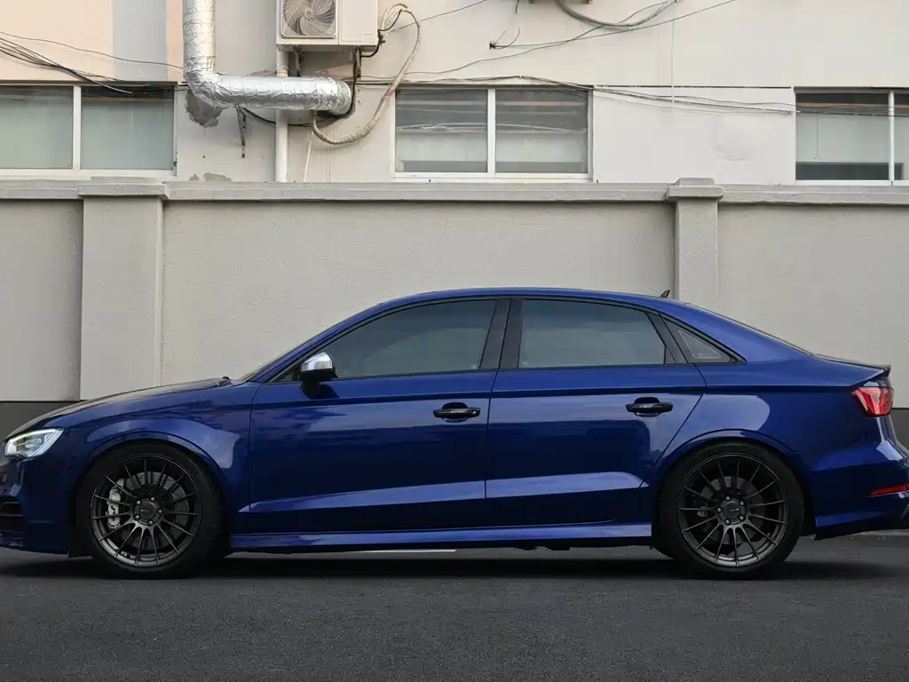 Audi S3 — миниатюра 4