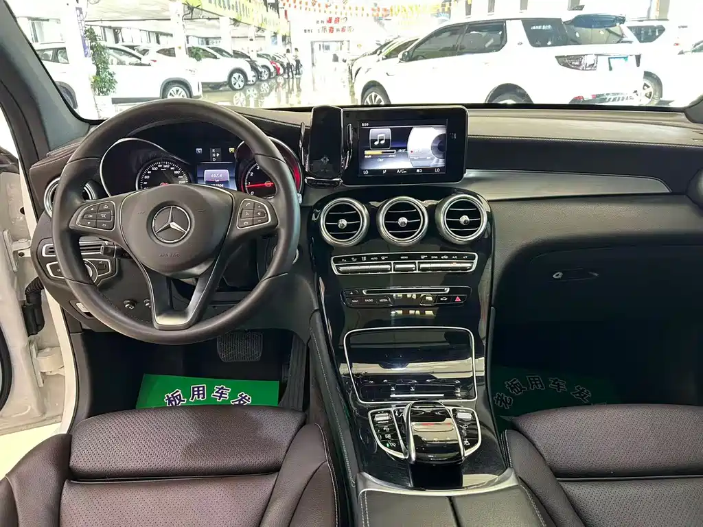 Mercedes-Benz GLC — миниатюра 9