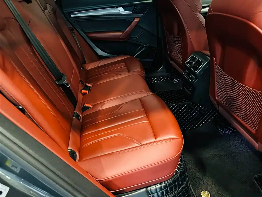 Audi Q5L 2021 40 TFSI