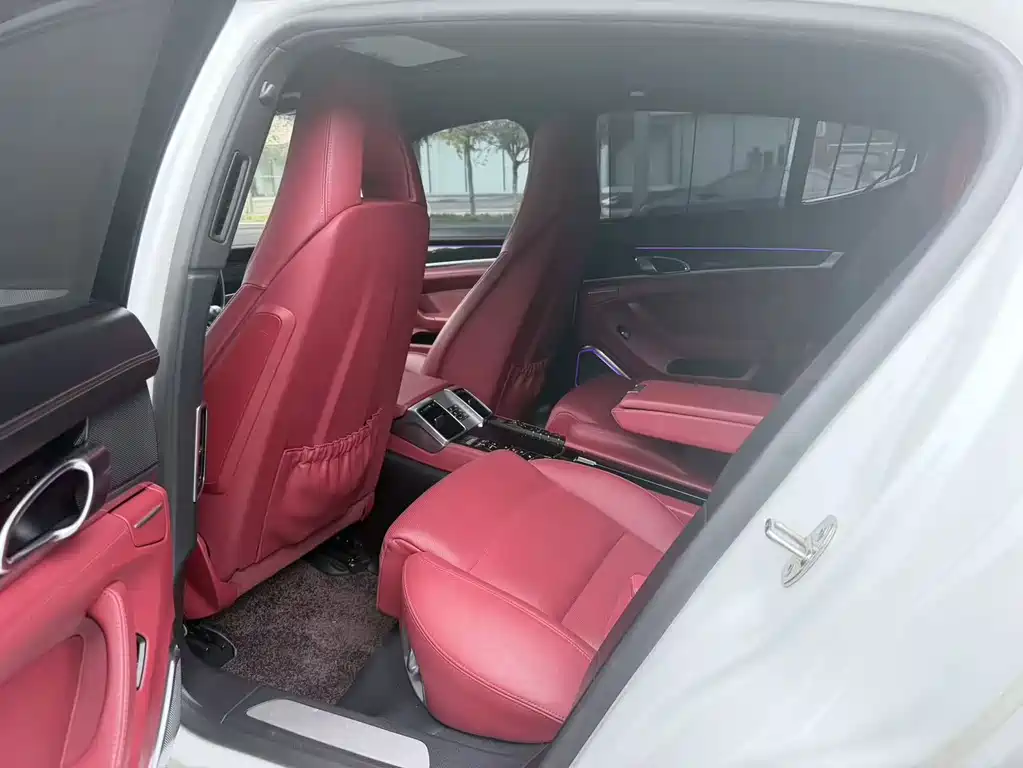 Porsche Panamera — миниатюра 7