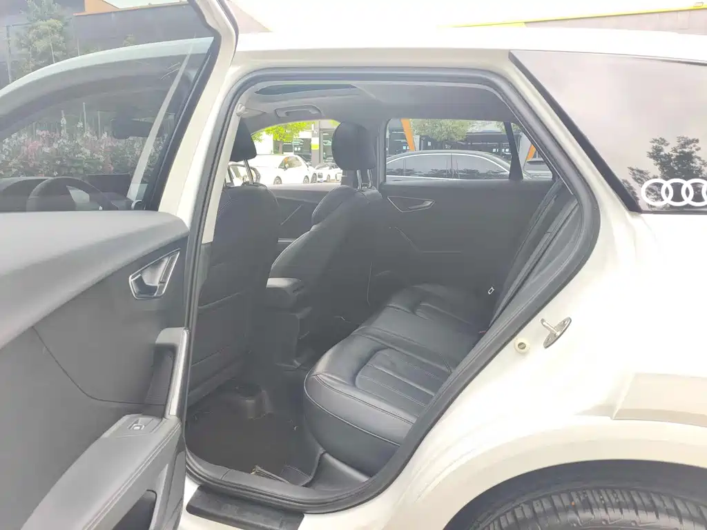 Audi Q2L 2024 35TFSI Fashion