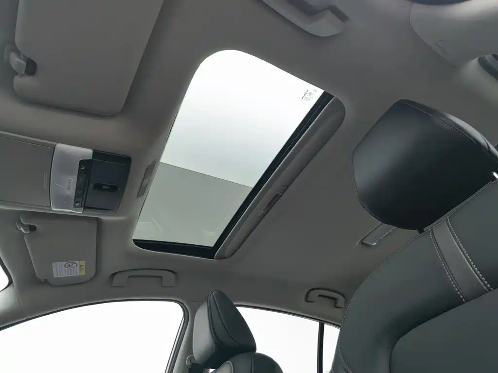 Nissan Sylphy — миниатюра 14